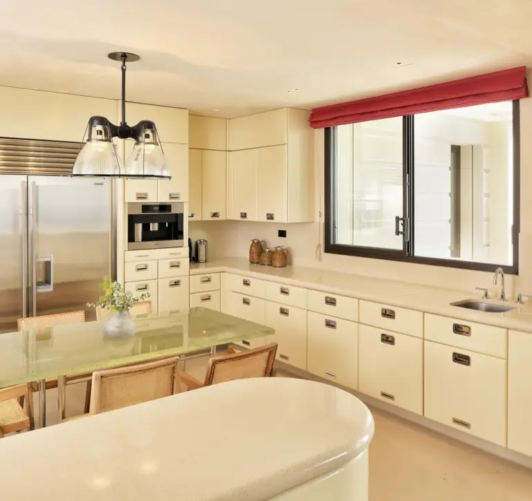 echr créateur de cuisines professionnelles pour les particuliers villa ecossaise 04